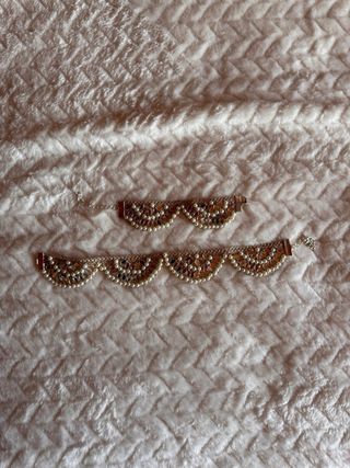 Conjunto de collar y pulsera plateados