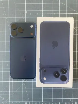 iPhone 17 Pro Max Azul Marino
