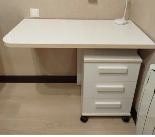 Dormitorio juvenil blanco