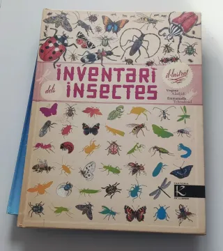 Inventari il•lustrat insectes Stich Dinosaurios