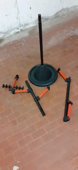 Appendiabiti Metallo e Plastica Nero/Rosso