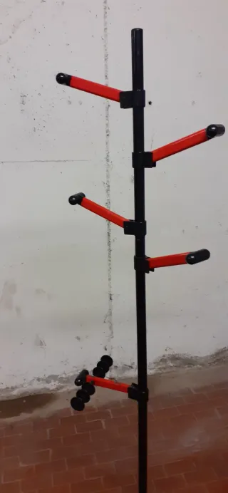 Appendiabiti Metallo e Plastica Nero/Rosso