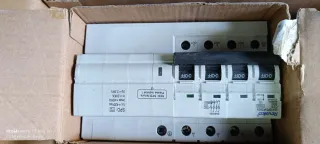 Revalco IGA10PT4P25EN Interruptor Automático