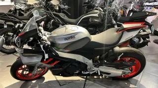 Accesorios Aprilia RSV 4 Originales 2023