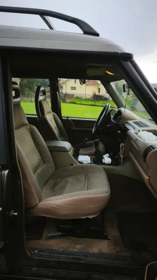 Land Rover Discovery 300