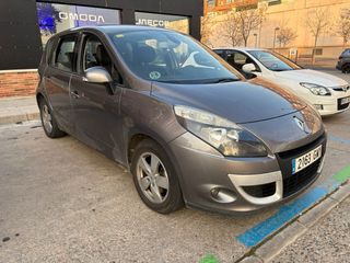 Renault Scenic 2010