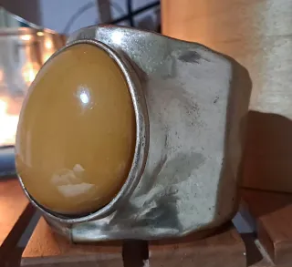 Brazalete de ámbar. "Joya con alma y elegancia".