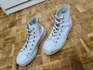 Converse blancas de plataforma