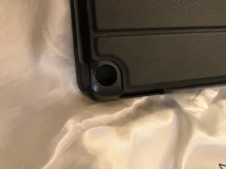 Funda Tomtoc iPad 10.2 Negra