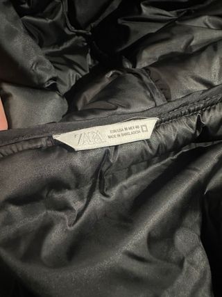 Abrigo acolchado negro Zara