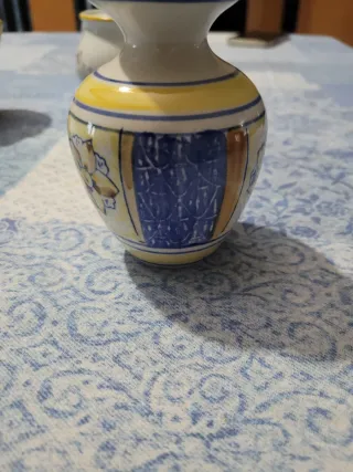 Vasetto in porcellana decorato