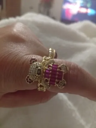 Anillo oso con piedras rosas y doradas tous