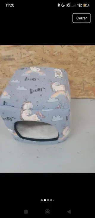 Casita para perro o gato con unicornios