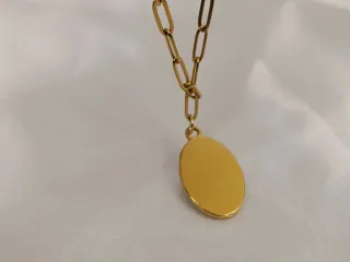 Collar de acero con medalla oro bañado 18K