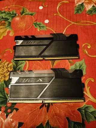 2x8GB GEIL EVO-X DDR4 2400MHz