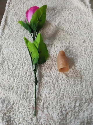 Trucos de magia: Rosa y Dedo con luz son dos