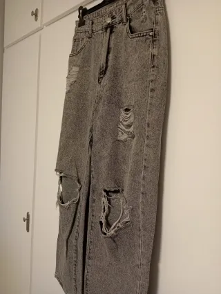 Pantalón Shein Roto Talla S/36 Gris