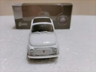 Fiat 500 Welly no Bburago 1/60