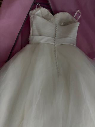 Traje de Novia Princesa con Pedrería Ada novias