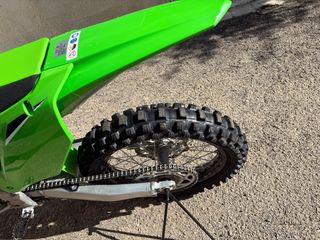 Kawasaki KX 450 2023 Moto Cross solo 6h de huso