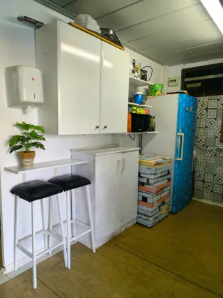 PARCELA CON CASA PREFABRICADA