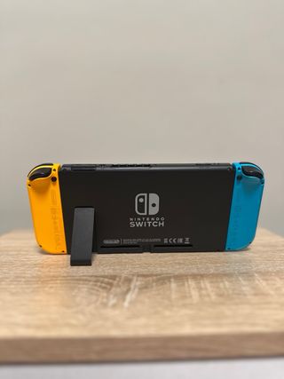 Nintendo Switch + FIFA 22