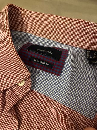 Camisa de cuadros roja y blanca