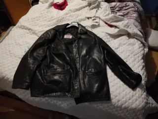 Cazadora de cuero Toni Mir