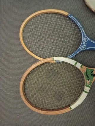 Raquetas de madera vintage