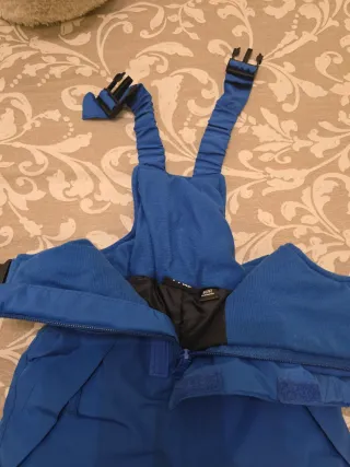 Traje de nieve azul para niños