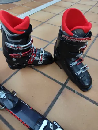 Esquís Atomic D2 Race y botas Salomon talla 43
