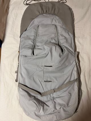 Saco Silla Bebé Invierno Universal Gris