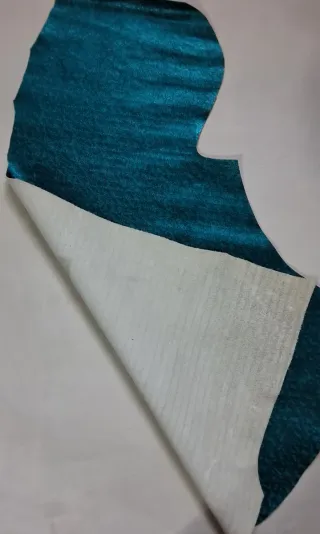 Retal Piel Metalizada Turquesa