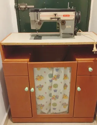Máquina de coser Alfa Zig-Zag