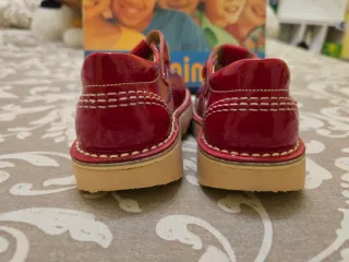 Sandalias rojas charol Andanines