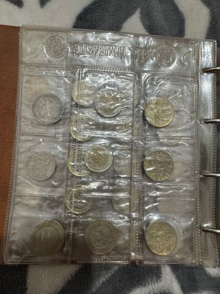 Álbum de Monedas y Colección