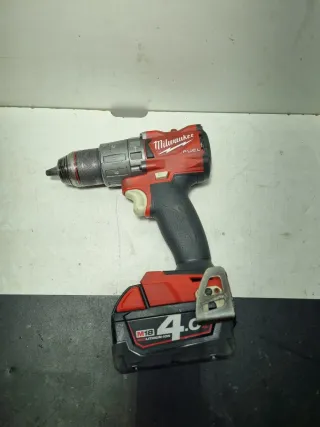 Taladro Percutor Milwaukee M18 Fuel