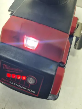 Taladro Percutor Milwaukee M18 Fuel