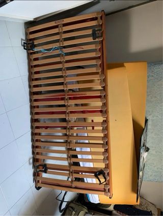 Cama articulada eléctrica