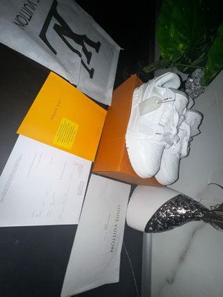 Louis Vuitton Blancas