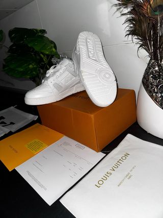 Louis Vuitton Blancas