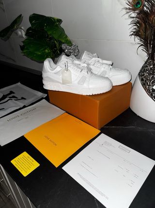 Louis Vuitton Blancas