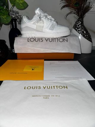 Louis Vuitton Blancas