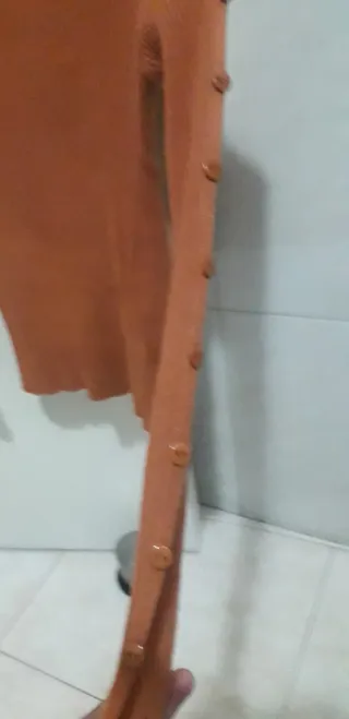 Jersey cuello alto manga larga botones