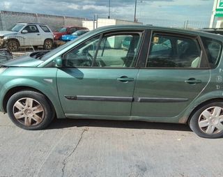 Renault 5285865 8200493374g piloto tras izq scenic