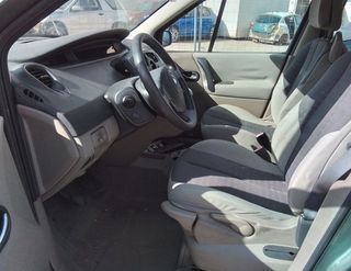 Renault 5285865 8200493374g piloto tras izq scenic