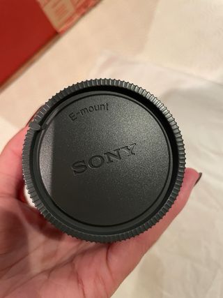 SONY FE 28-70mm f/3.5-5.6 OSS