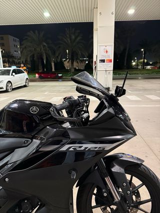 Yamaha yzf r125