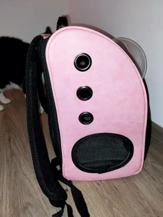 Transportín para gatos, en cuero rosa con ventana