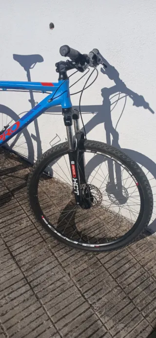 Bicicleta de Montaña Azul